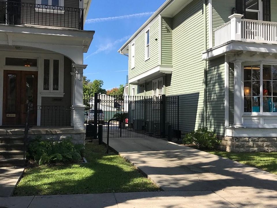 View from North Carrollton Avenue