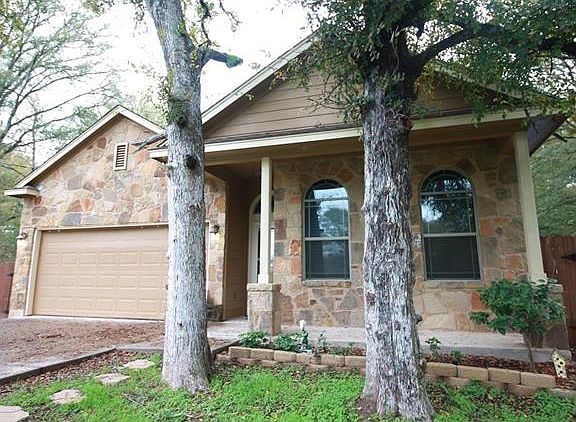 2nd image of 240 Keanahalululu Ln