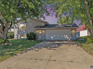 506 Kyle Ave, Baltic, SD 57003