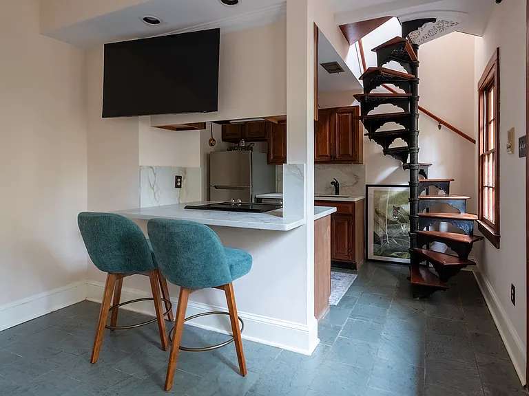1018 Bienville St — Photo 17