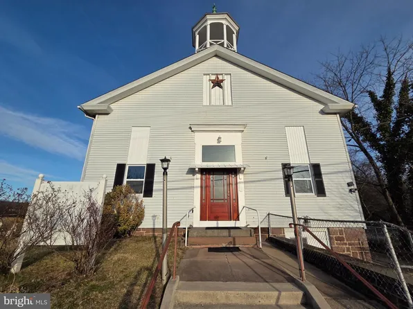 340 Red Mill Rd, Etters, PA 17319