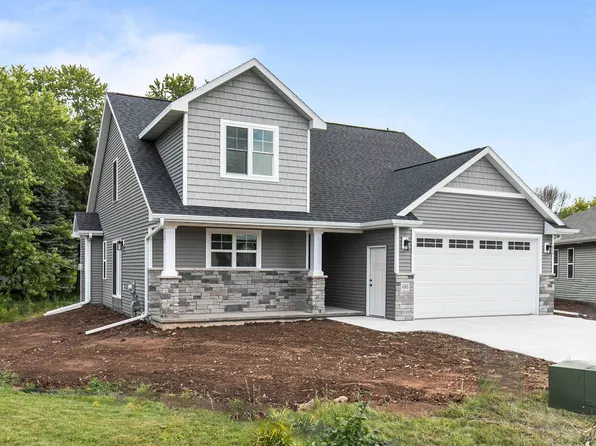66 Gibson Ct, Oshkosh, WI 54902