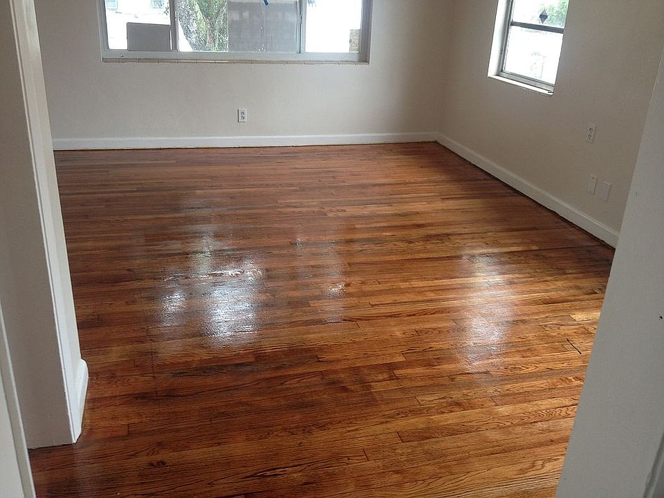2nd image of 110 N A St
