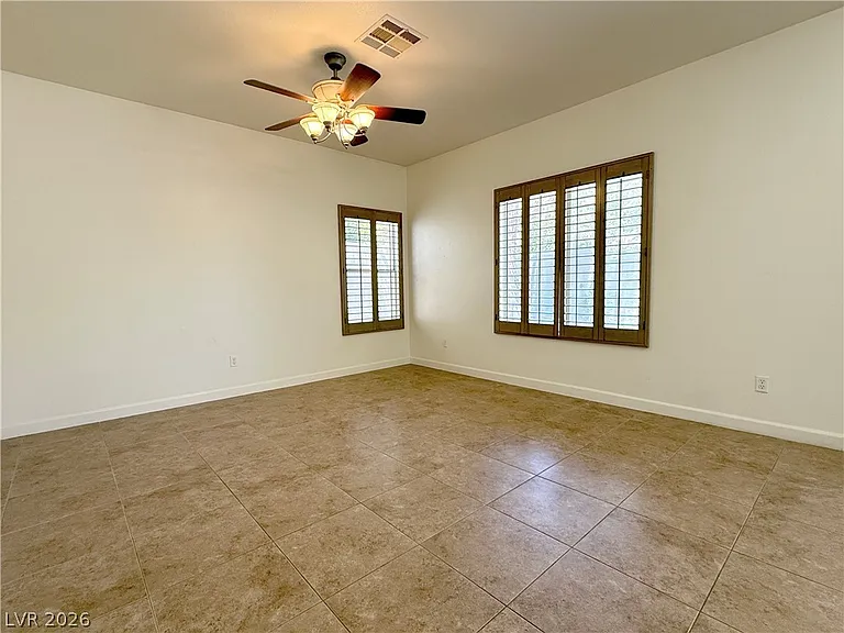 9824 Garamound Ave — Photo 5