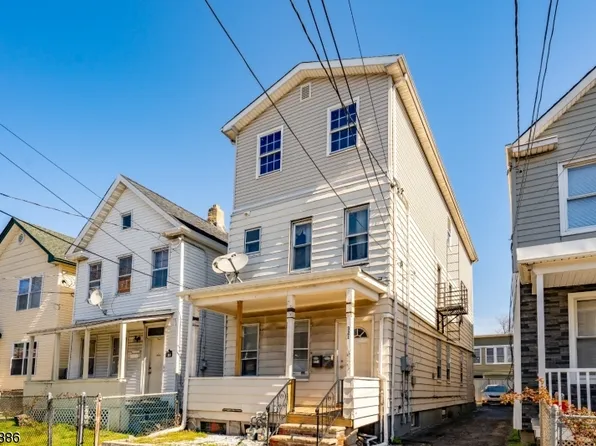 321 Fulton St, Elizabeth City, NJ 07206