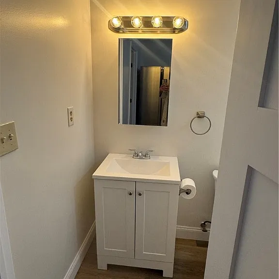 202 E High St — Photo 8