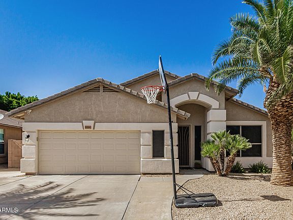 2nd image of 8958 W CLARA Lane