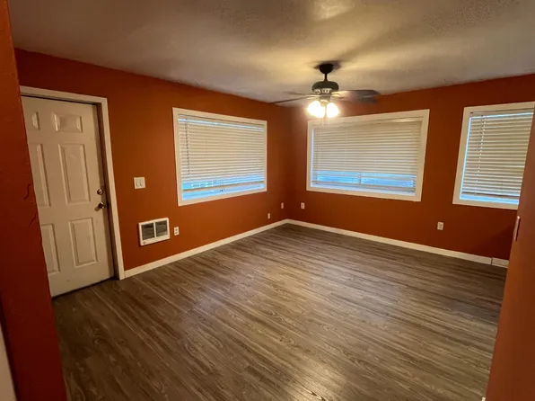 1106 Emerson Dr APT 09, The Dalles, OR 97058