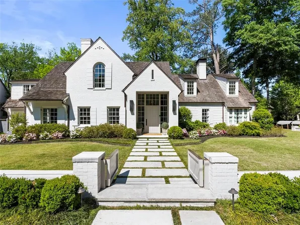 2312 Montview Dr NW, Atlanta, GA 30305