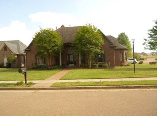 9141 Huntington Oak Dr, Unincorporated, TN 38018