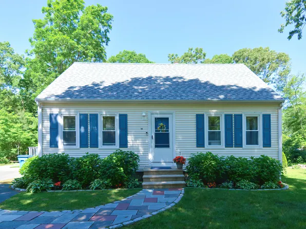 50 Clearwater Drive, East Falmouth, MA 02536