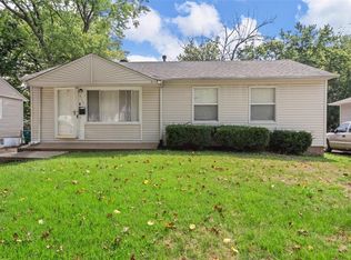 9728 Medford Dr, Saint Louis, MO 63136