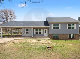 3907 Lauada Dr, Douglasville, GA 30135