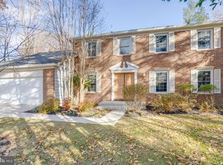 10127 Red Spruce Rd, Fairfax, VA 22032