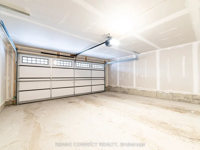 1028 Dyas Ave — Photo 21