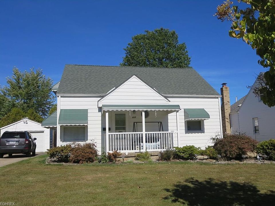 1st image of 217 Van Buren Ave