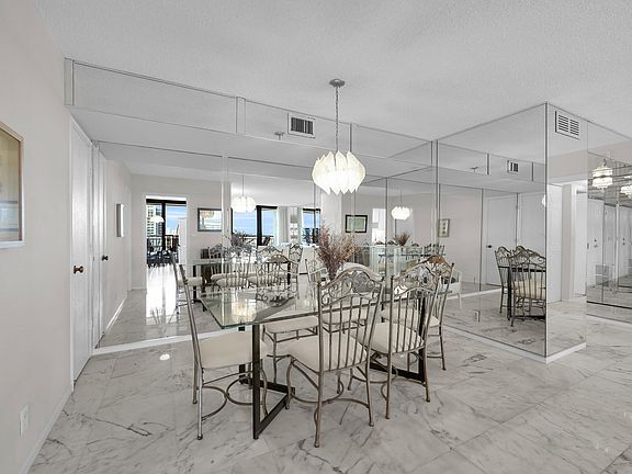3rd image of 3400 N OCEAN Avenue #1605