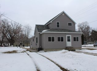 4 2nd St SE, Melrose, MN 56352