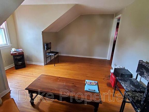 5th image of 183 Rockview Ter #Up