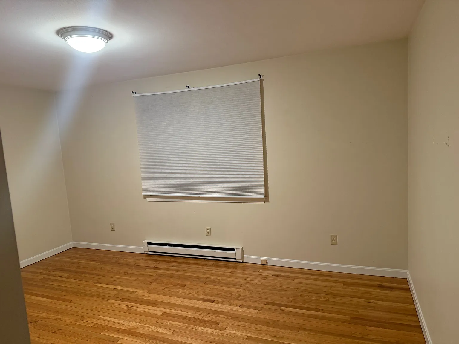 2 bed, $1,900 — Photo 2