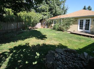 877 NE Birchwood Dr, Hillsboro, OR 97124