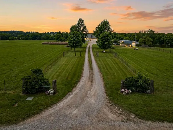 862 SW 1651st Rd, Holden, MO 64040