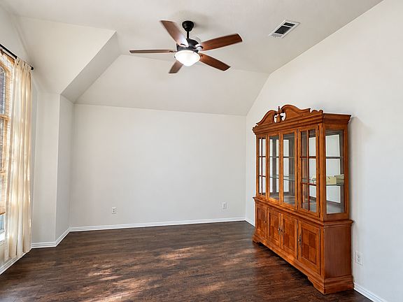 3rd image of 7230 Sierra Way