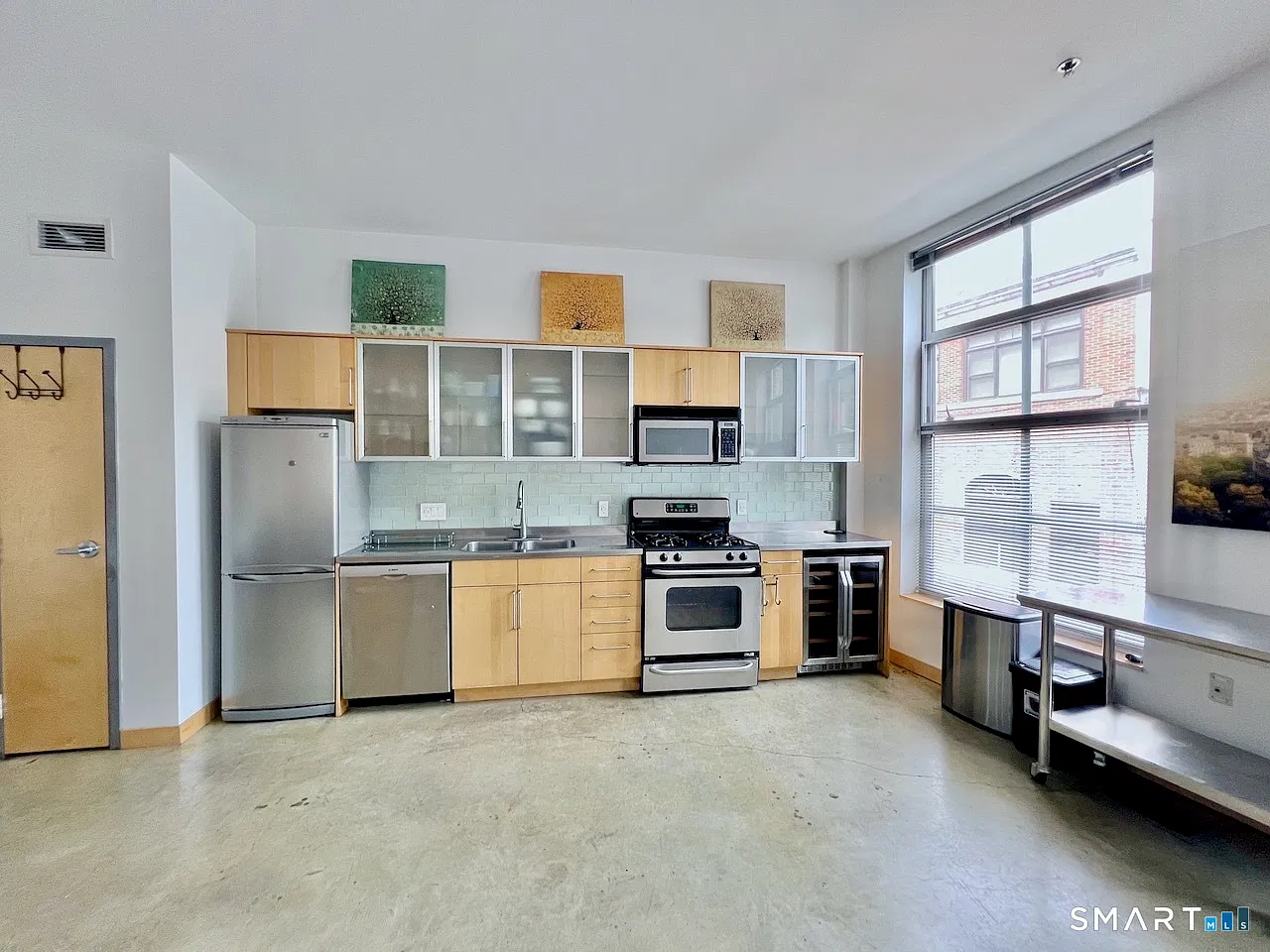 1 bed, 1.5 bath, 1126 sqft, $3,000 — Photo 2