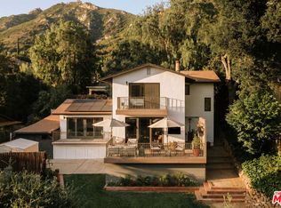 685 Wonder View Dr, Calabasas, CA 91302