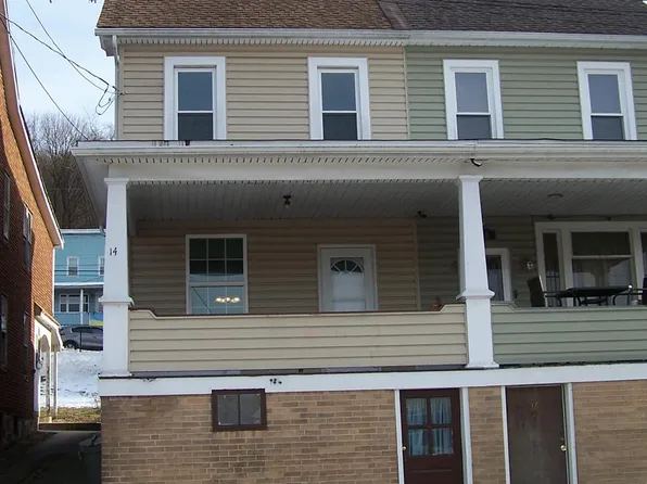 14 W Abbott St, Lansford, PA 18232
