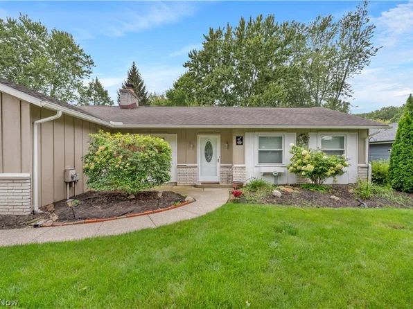 6210 Mills Creek Ln, North Ridgeville, OH 44039