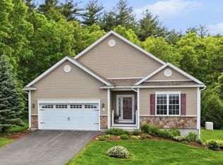 26 Pepper Hill Rd, Londonderry, NH 03053