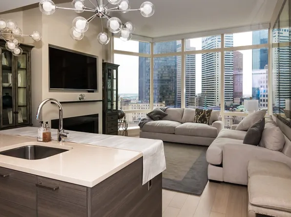 1 Franklin St Unit 1905, Boston, MA 02110