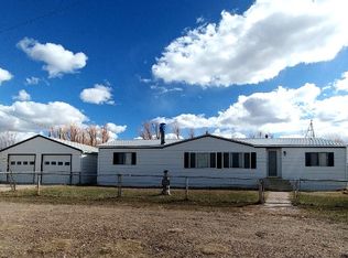 103 Elm St, Medicine Bow, WY 82329