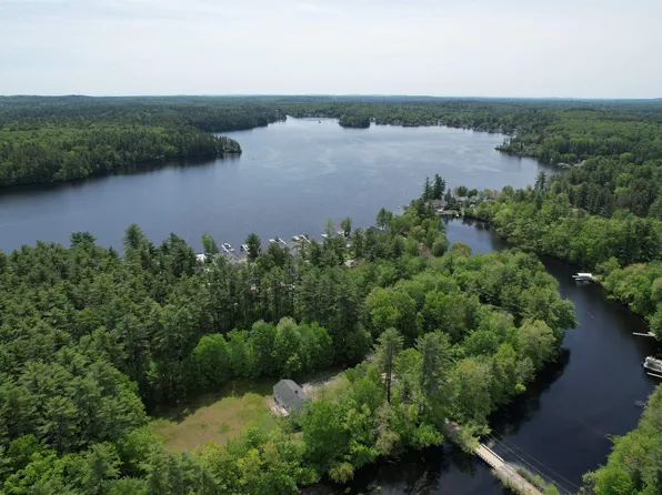 2 Germantown Road, Derry, NH 03038