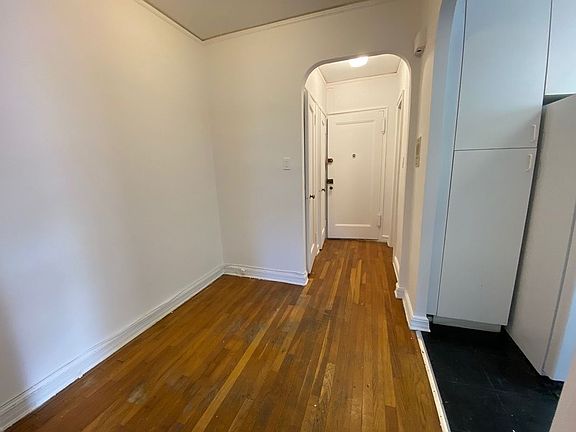 5th image of 83-60 118th St #5