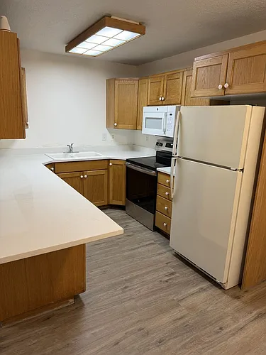 1388 N 1300 W Photo 1