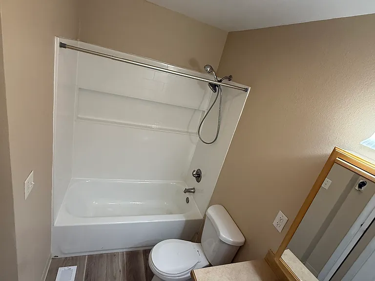 8060 Giddeon Cir #3 — Photo 7