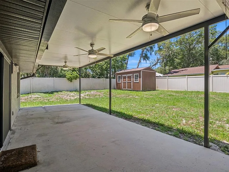 523 Fern St — Photo 26