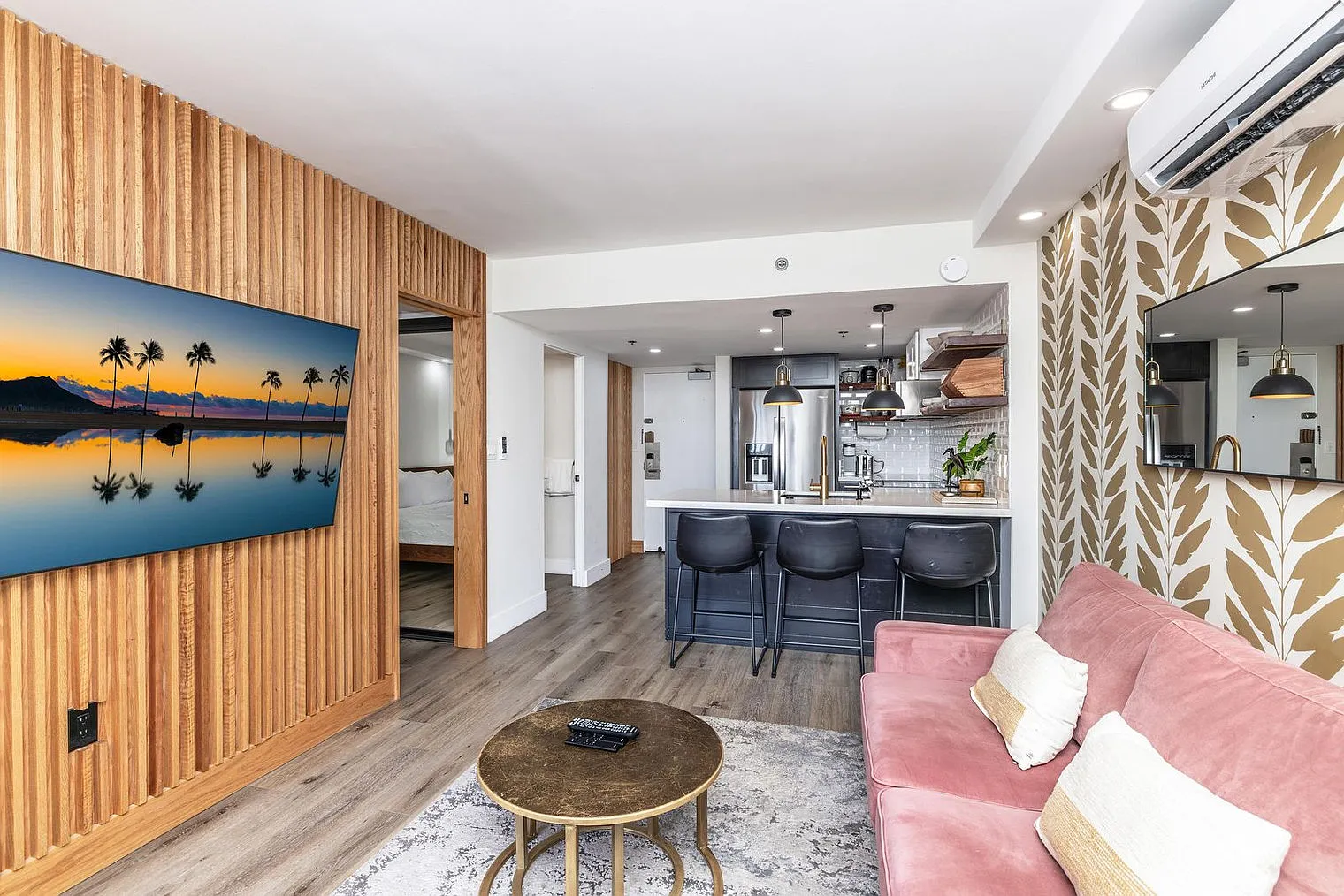 1 bed, 1.0 bath, 495 sqft, $6,281 — Photo 3