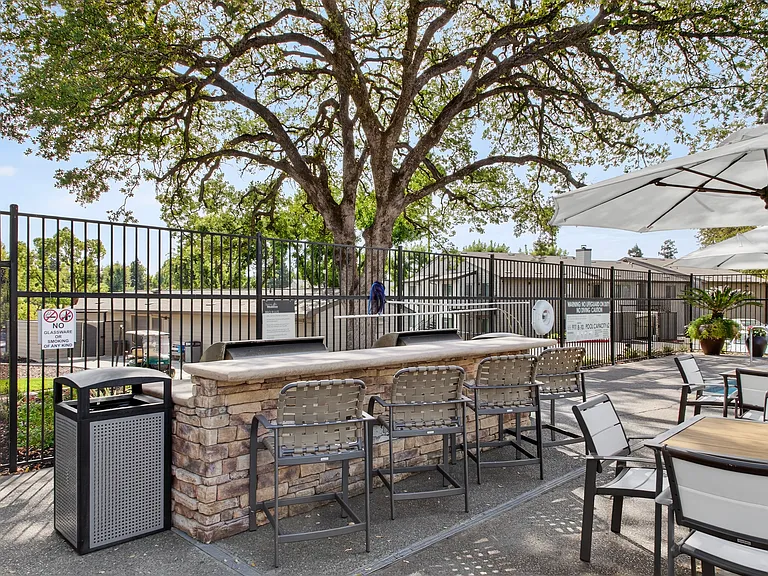 Spring Meadows Apartments — Photo 7