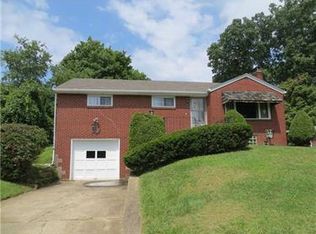 354 Moon Clinton Rd, Coraopolis, PA 15108