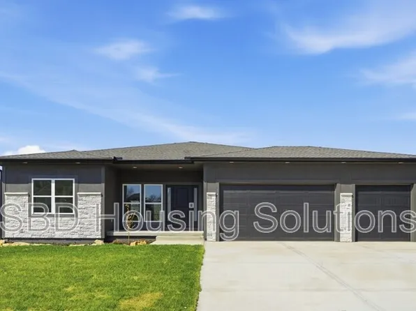 1412 NE Ernest Way, Lees Summit, MO 64086