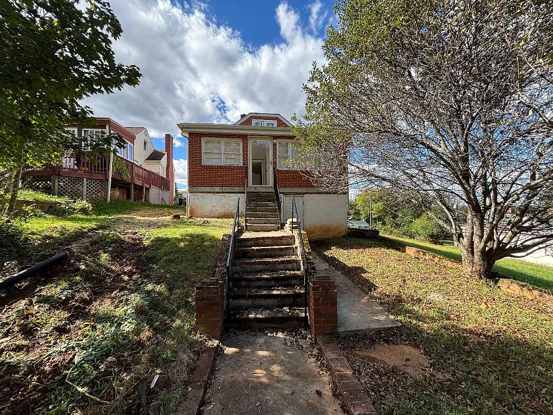 Backyard - 436 Acton St