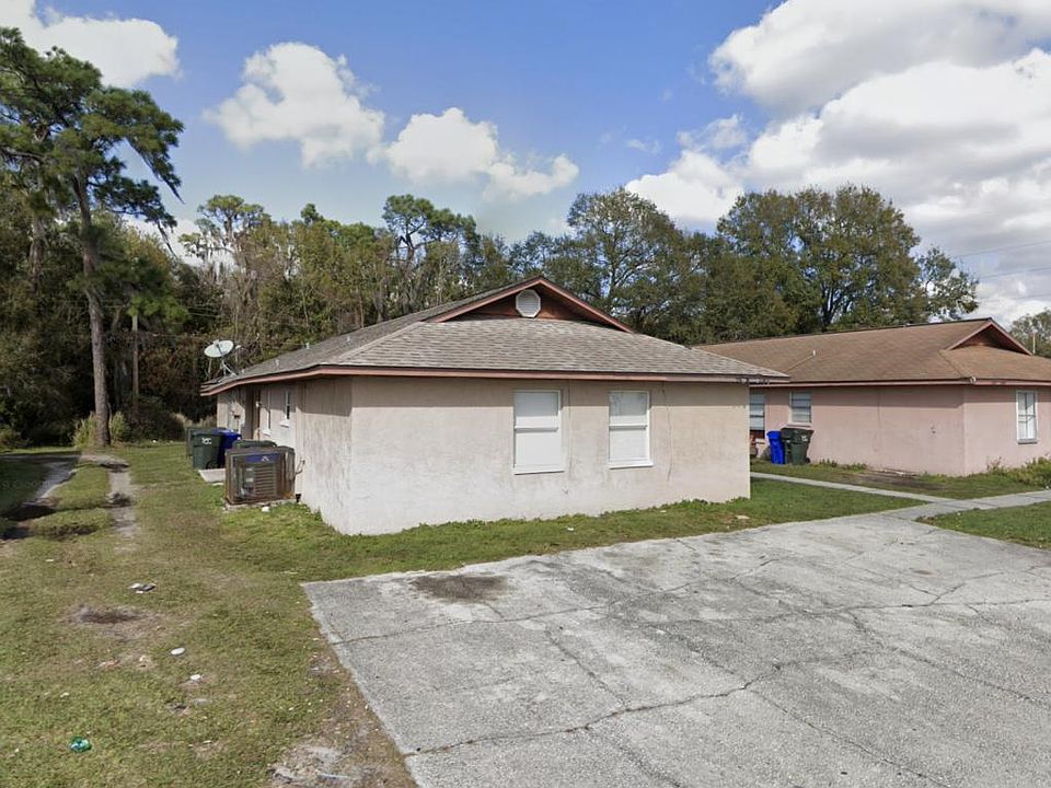 1st image of 2463 Chestnut Woods Dr