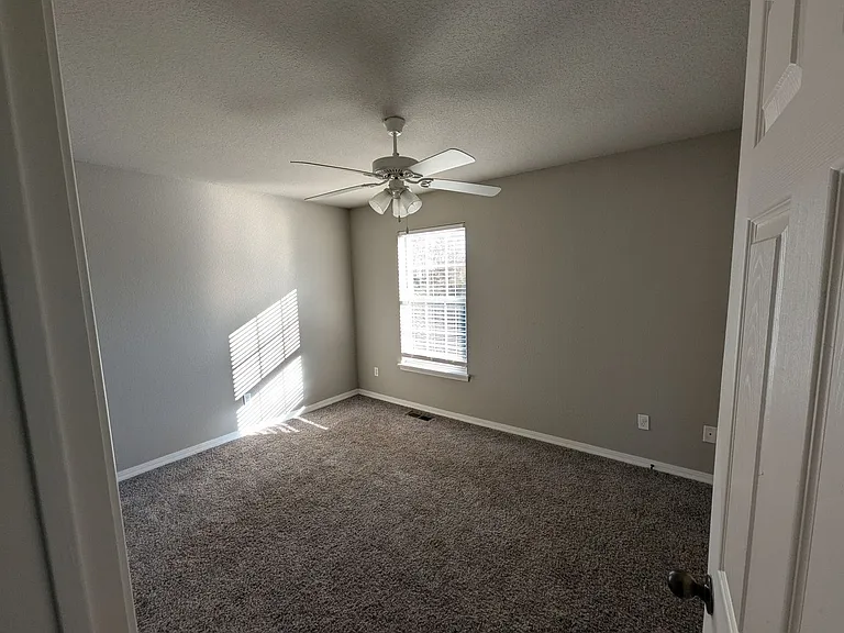 1905 Azlin Pl — Photo 15