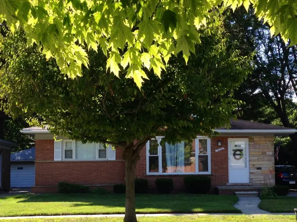 14237 Salem, Redford, MI 48239