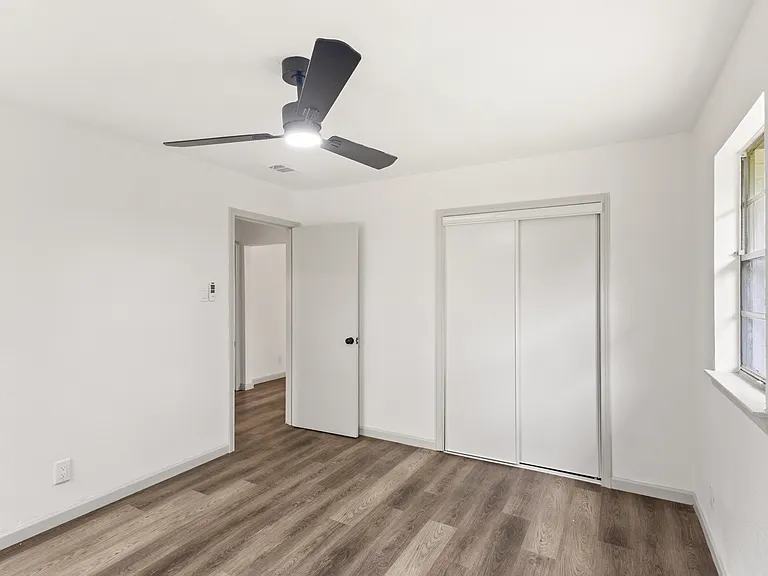 3812 David Ln — Photo 22