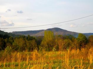 156 Old Hales Gap Rd, Trenton, GA 30752