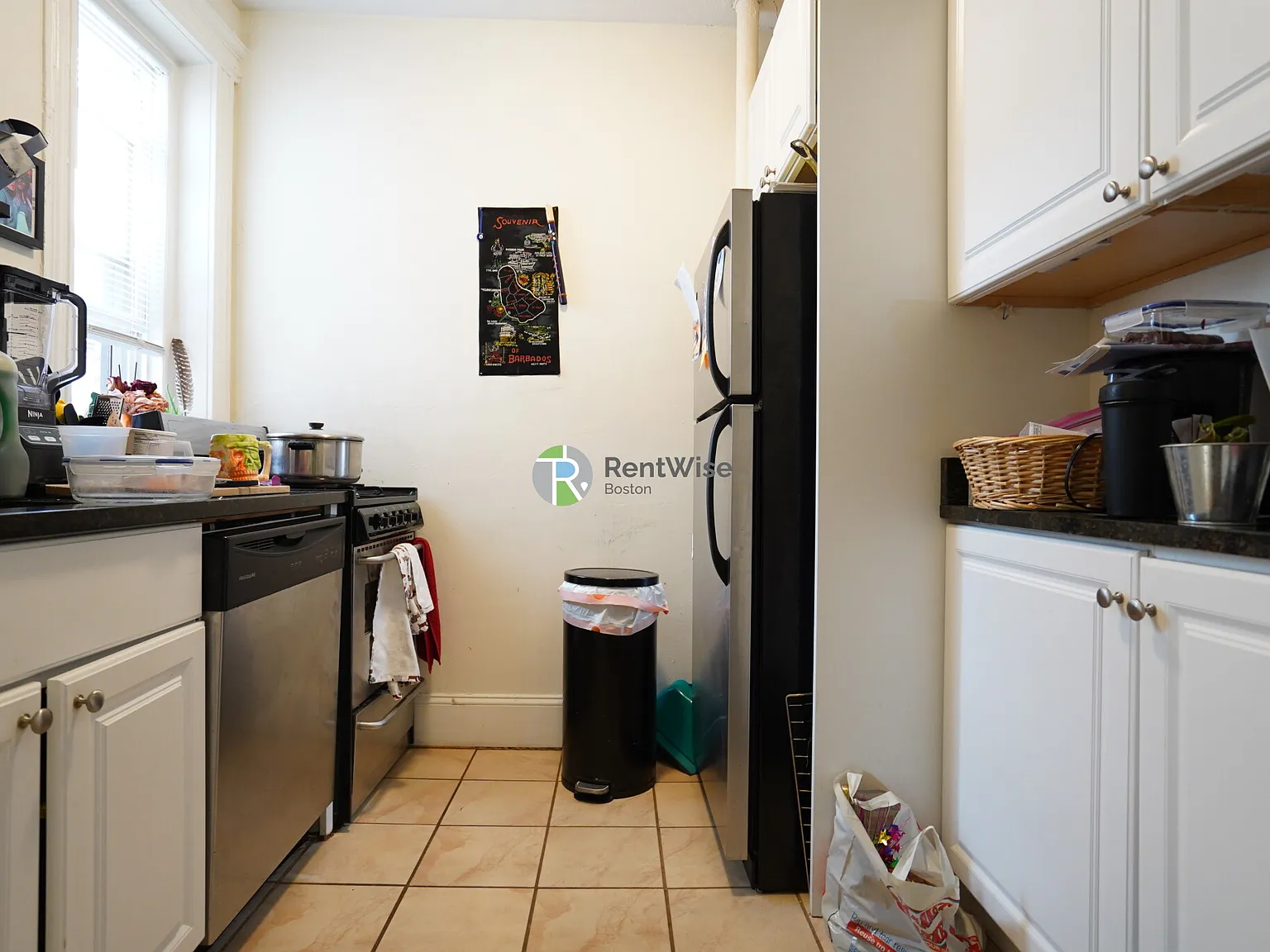 1 bed, 550 sqft, $2,450 — Photo 2